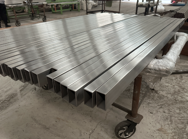 绵阳新能源汽车用不锈钢方管 现货